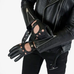 Bullitt – Black And Nickel Leather Gloves 6 Bullitt – Black And Nickel Leather Gloves -Straight To Hell bul blk nic men w 4