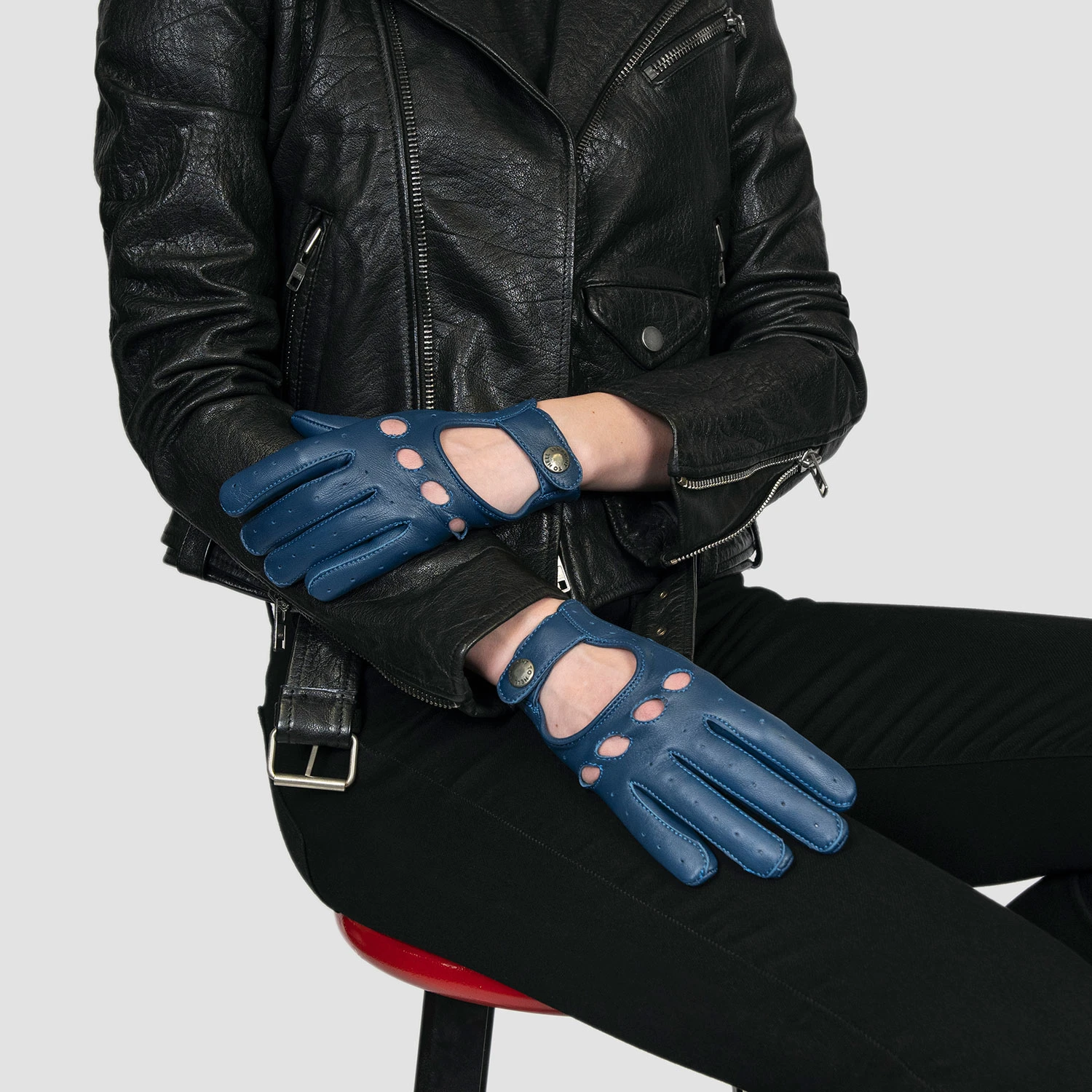 Bullitt – Antique Blue Leather Gloves (Size XS) 3 Bullitt – Antique Blue Leather Gloves (Size XS) - Image 3