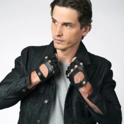 Bullitt Fingerless – Leather Gloves -Straight To Hell bullitt fingerless black web 2