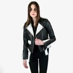 Commando – Black And White (Size XS, 3XL) -Straight To Hell com blk wht wom 2021 w 8