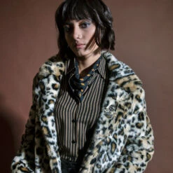 Death Or Glory – Brooch With Onyx Eyes -Straight To Hell death or glory 4