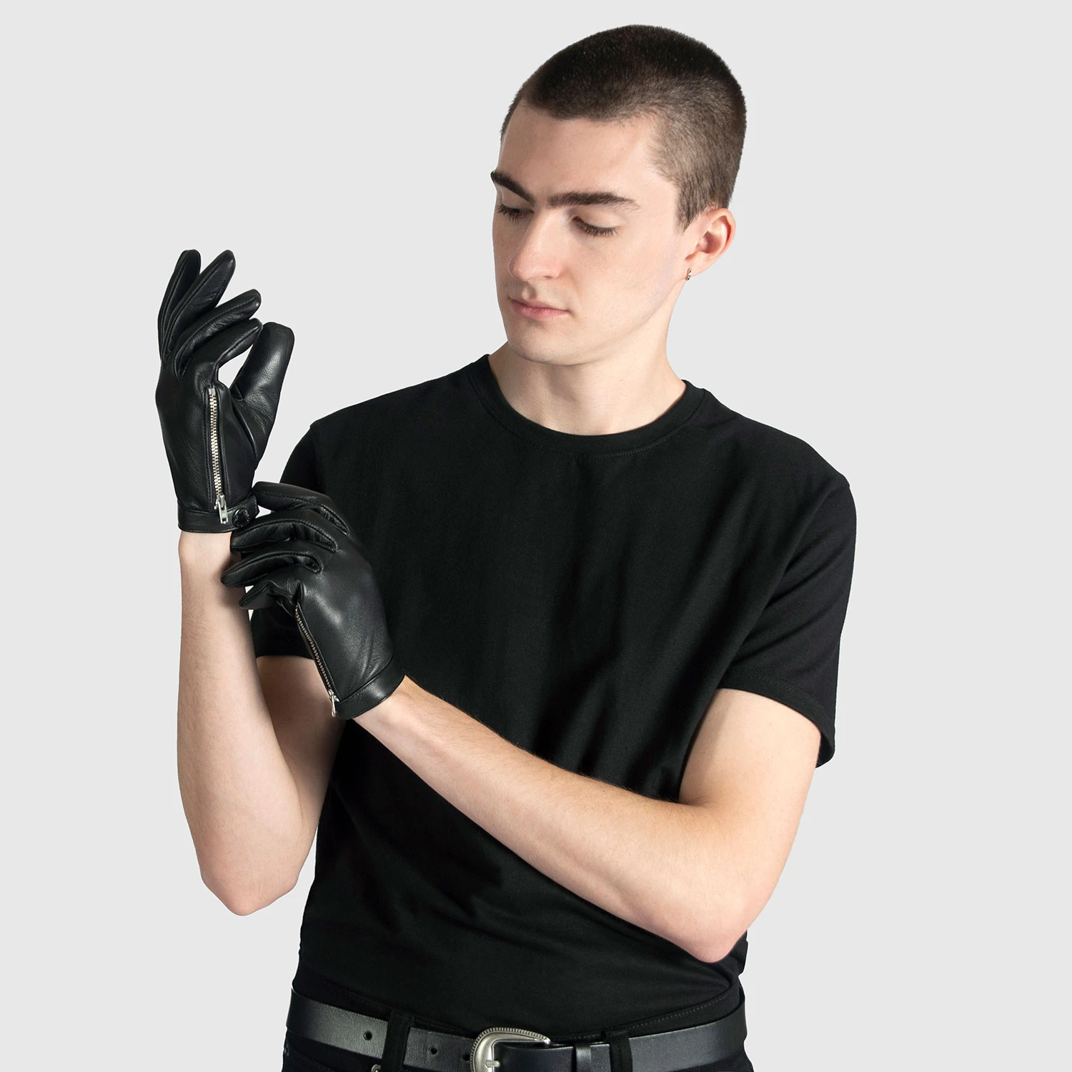 LaSalle – Lined Leather Zip Gloves – 15 Year Anniversary 4 LaSalle – Lined Leather Zip Gloves – 15 Year Anniversary - Image 4