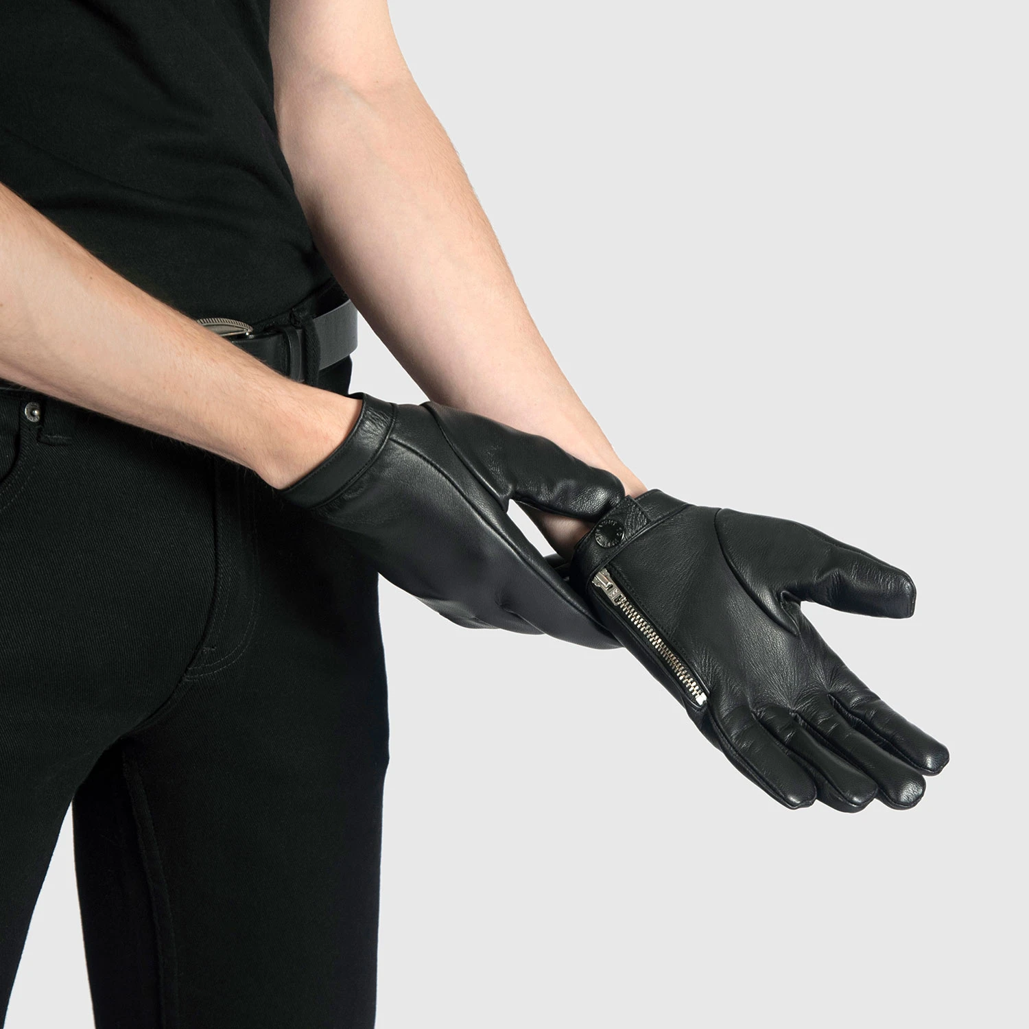 LaSalle – Lined Leather Zip Gloves – 15 Year Anniversary 3 LaSalle – Lined Leather Zip Gloves – 15 Year Anniversary - Image 3