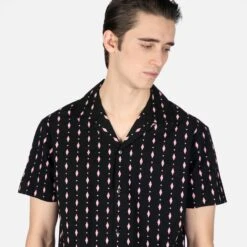 Maxwell – Black And Pink Diamond Print Shirt (Size S, M) -Straight To Hell max blk pin w 4