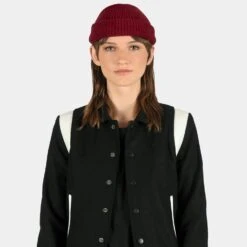 Peewee – Burgundy Cotton Short Beanie -Straight To Hell pee wee bur cot wom w 1